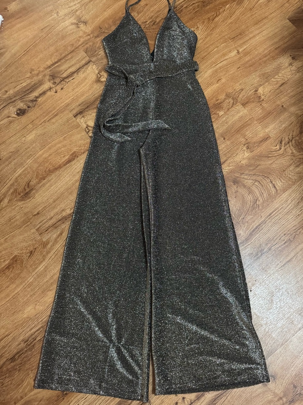 Forever 21 Black and Silver Metallic Knit Top